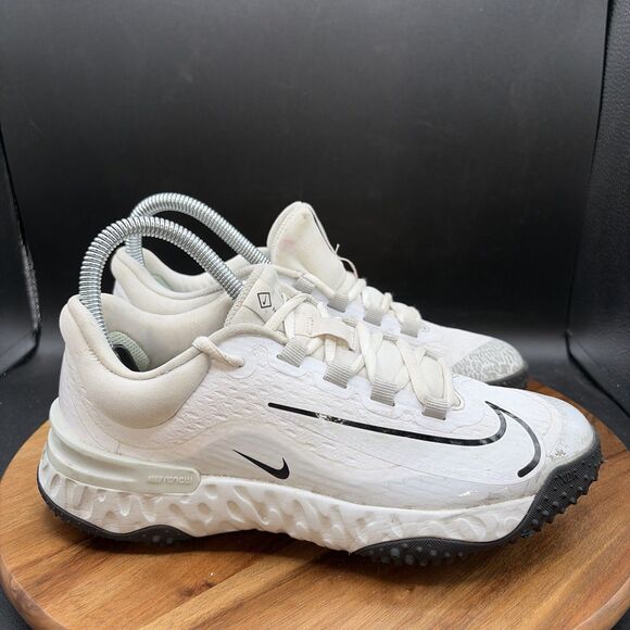 Nike Alpha Huarache Elite 4 Turf Women's Size 6 Softball Shoes FD2746-102 White - Picture 3 of 8
